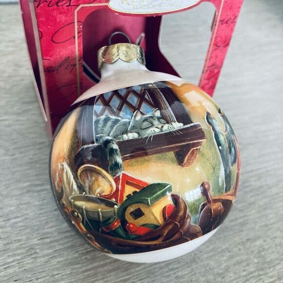 Hallmark Vintage Santa Warmed by Candleglow Christmas 2000 Ornament - Picture 3 of 5